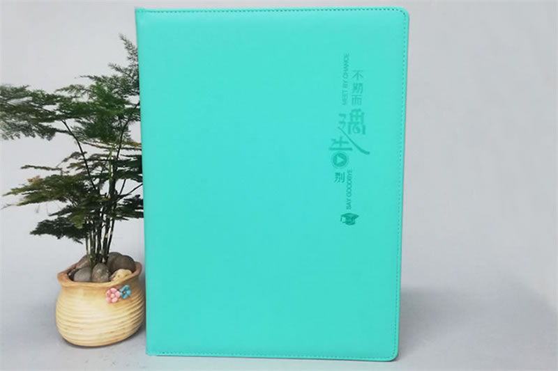 畢業(yè)紀念冊定制-最新款畢業(yè)紀念冊設(shè)計