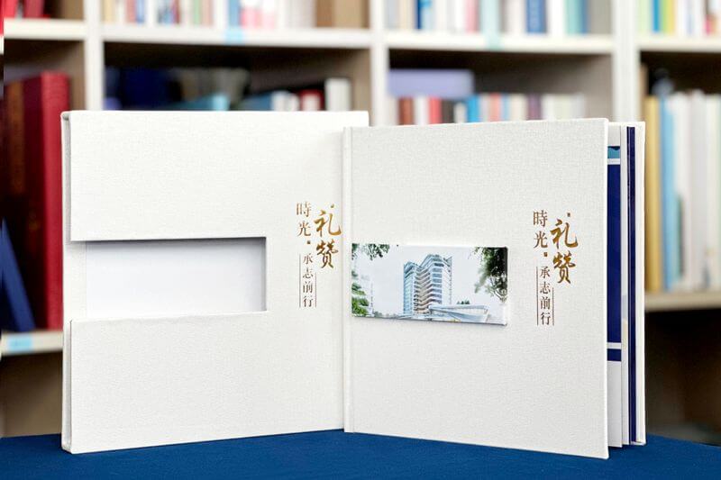 領(lǐng)導(dǎo)工作記錄相冊制作-銘刻奮斗歷程，珍藏輝煌時光