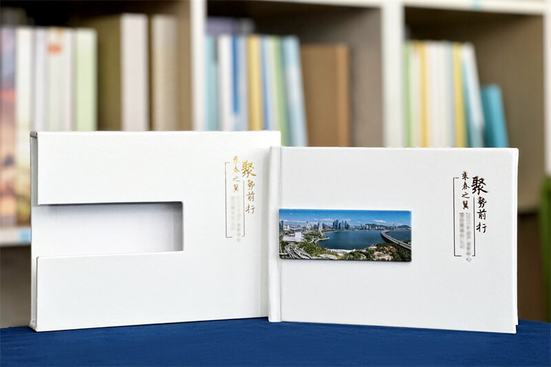 企業(yè)會議活動記錄紀(jì)念相冊制作-記錄奮斗時(shí)光，見證企業(yè)成長