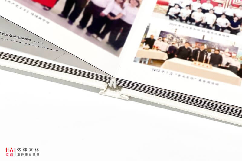 蝴蝶對裱精裝領(lǐng)導(dǎo)退休紀念冊制作