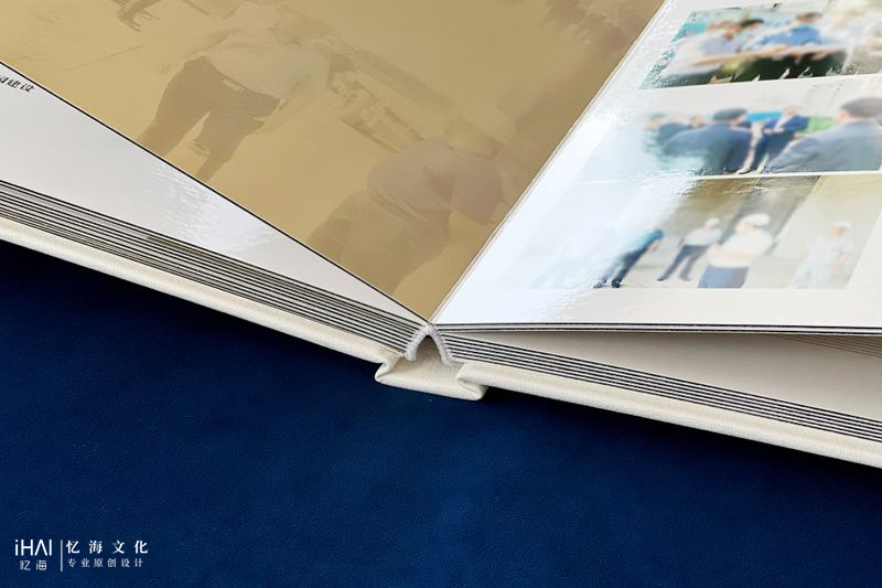 完成縣長工作紀(jì)實相冊定制