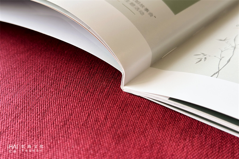 鎖線膠裝企業(yè)文虎相冊(cè)展示