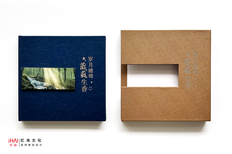 定做一本 領(lǐng)導(dǎo)工作紀(jì)念相冊